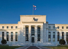 美联储降息25个基点，鲍威尔称当前货币政策“是合适的”